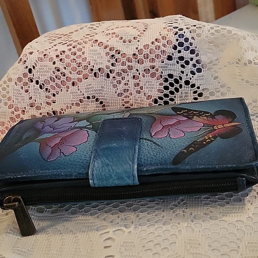 🐦Anuschka Hand Painted Leather Wallet🐦